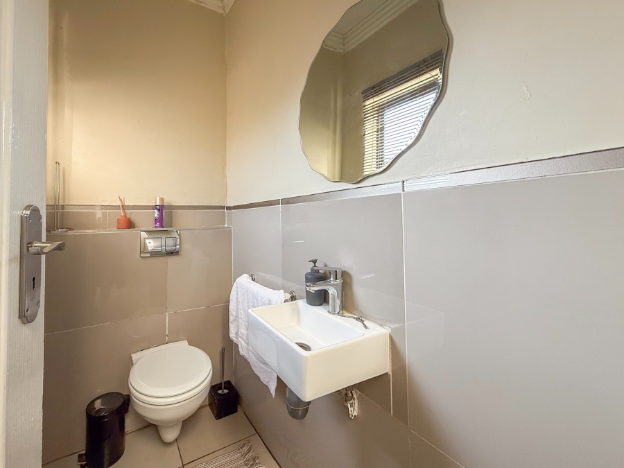 3 Bedroom Property for Sale in Leloko Lifestyle Estate North West